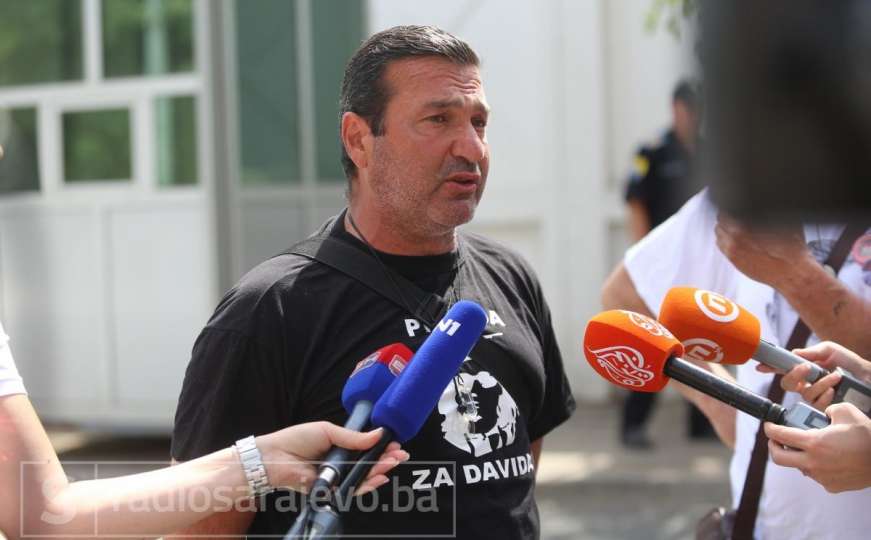 Dragičević ispred OHR-a: Arnaut i Helez koriste situaciju, ovo je moje upozorenje